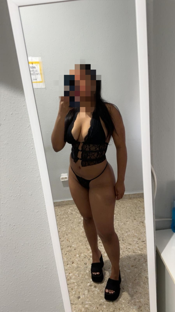 Gran novedad hermosa morena, con las mejores guarradas
