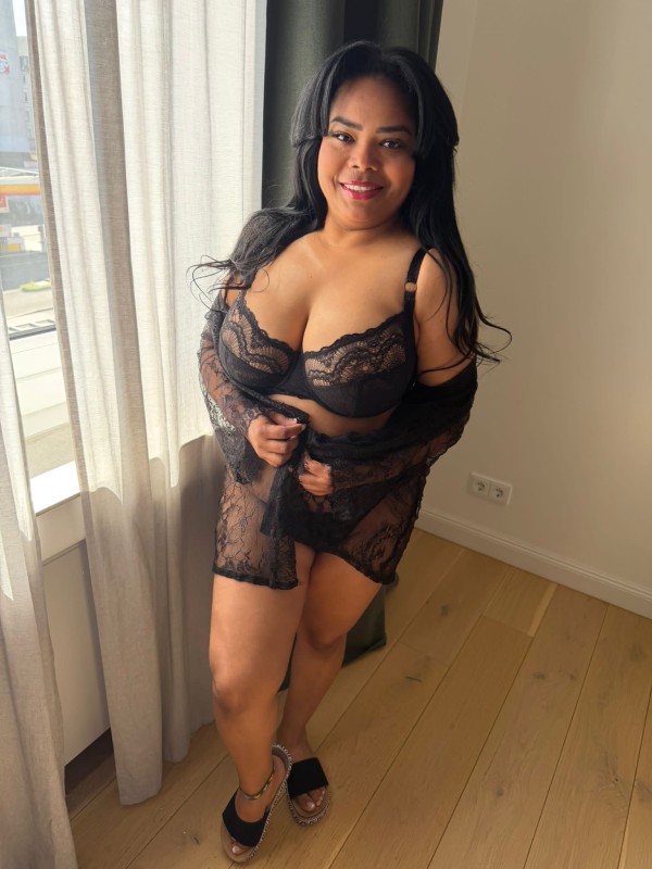 Pamela 27 años años primera ves en barcelona