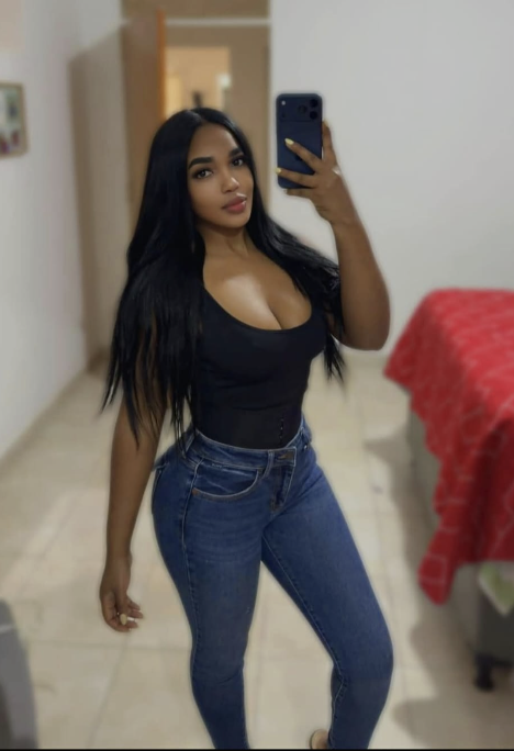 ¡CHICA VENEZOLANA MUY EXÓTICA Y PLACENTERA!