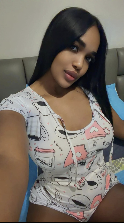 ¡CHICA VENEZOLANA MUY EXÓTICA Y PLACENTERA!