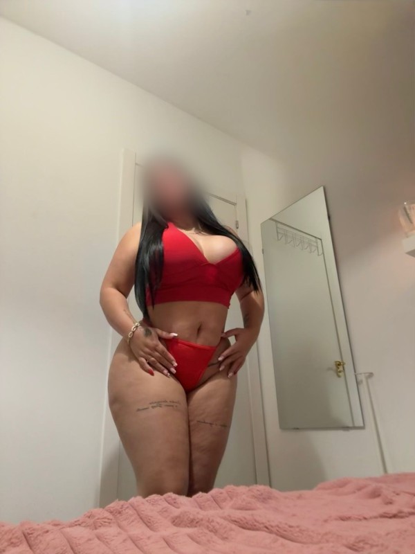 SEXY PERVERSA CHIQUILLA DE CURVAS UNICAS PARA TI EN LA CUESTA NOVEDAD