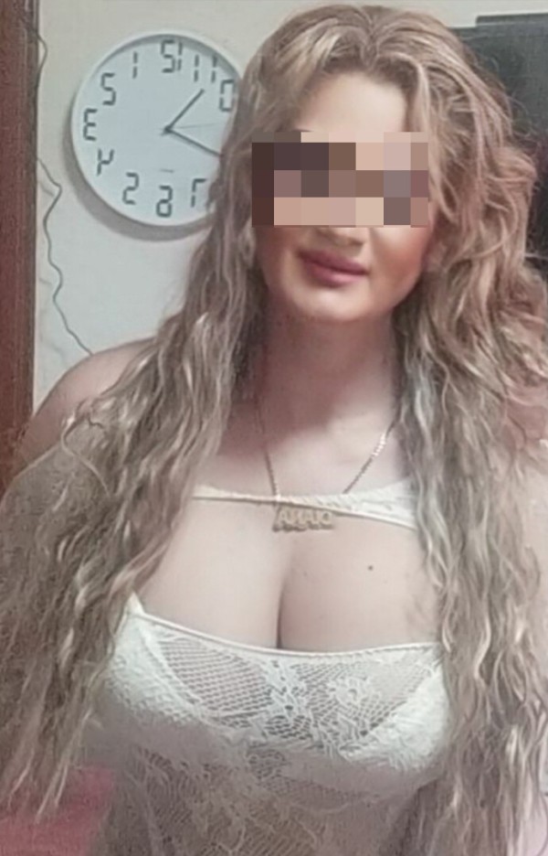 MADURITA ELEGANTE GUAPA VEN A DISFRUTAR CONMIGO MO