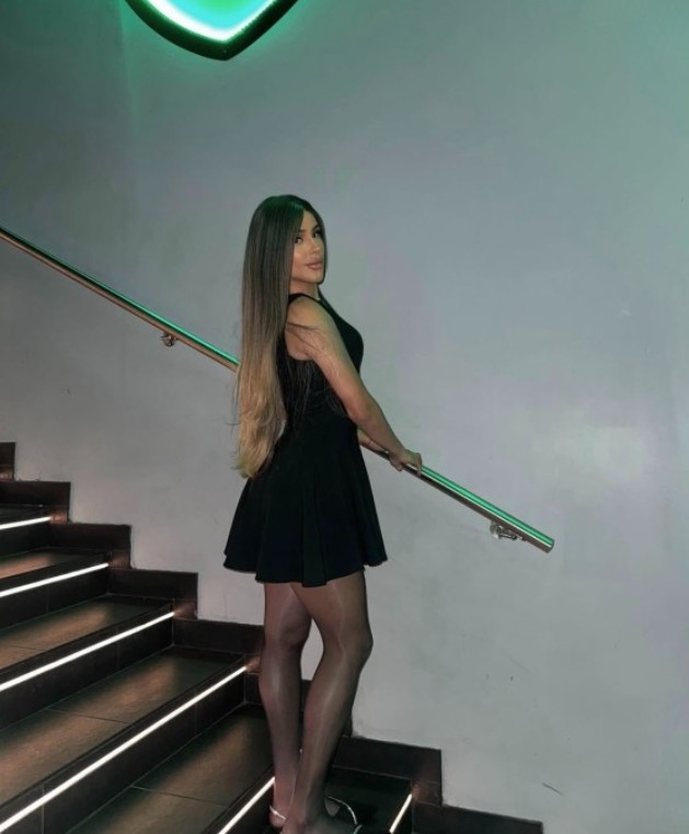 DANIELA TRANS FOGOSA FIESTERA Primera vez en la isla