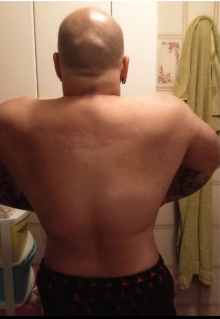 CHICO ESPAÑOL  MUSCULADO .NO GRATIS BOIRO SALIDAS