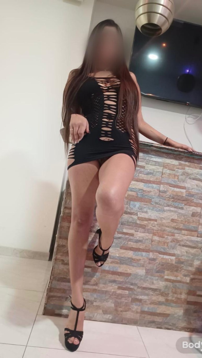 MUCHO PLACER CON MI RICA BOCA