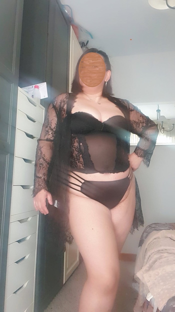 HERMOSA COLOMBIANA CURVY 37 AÑOS SUPERNOVEDAD
