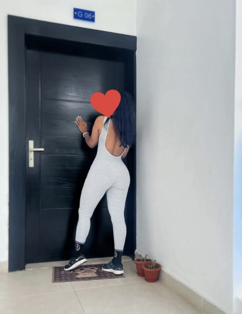 LATINA LLENA DE SEDUCCIÓN, LUJURIA Y ELEGANCIA