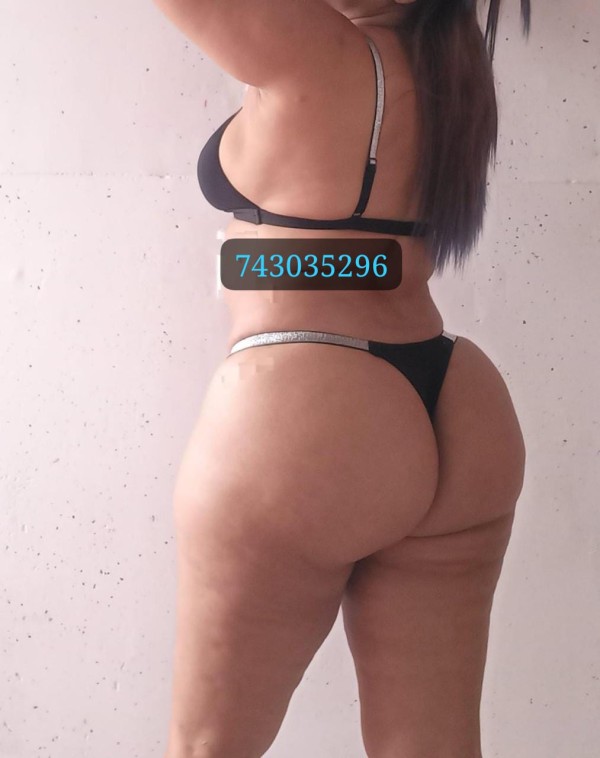 Morena piel canela pasión, legante, atractiva, sexi y muy complaciente.