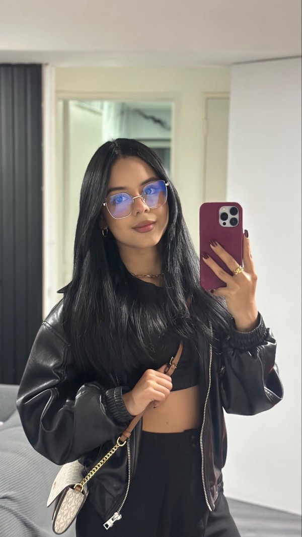 LUCY DE PASO EN LOS ALCAZARES FULL ANAL