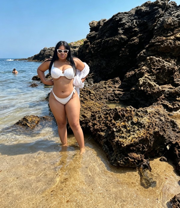 19 AÑITOS REAL LATINA TETONA MUY MOJADA