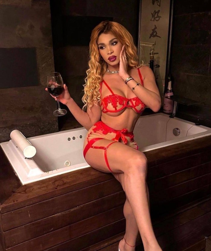 BOMBA SEXUAL QUE EXPLOTARÁ EN TU CULO