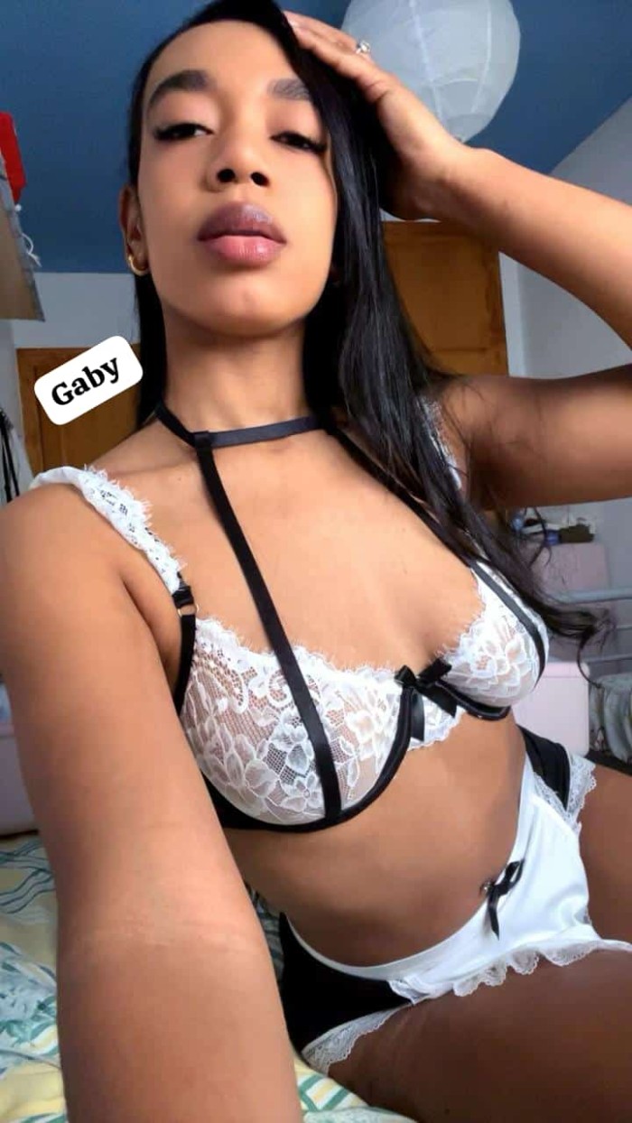 Morenita caderona