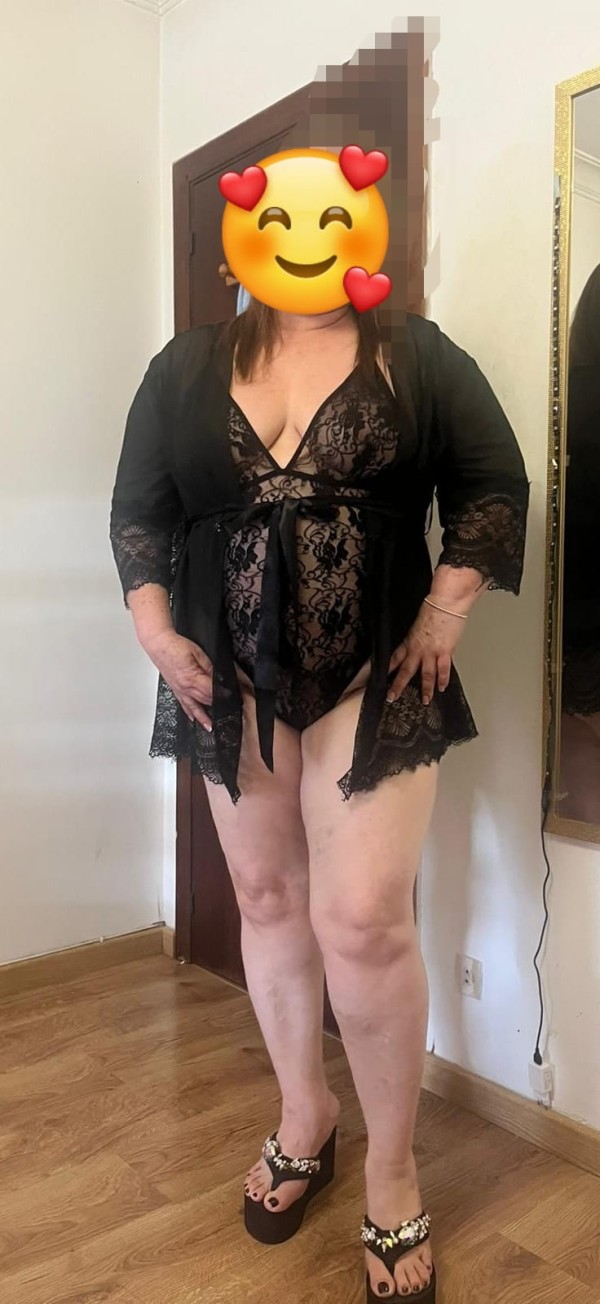 Rocio madurita cachonda en ferrol