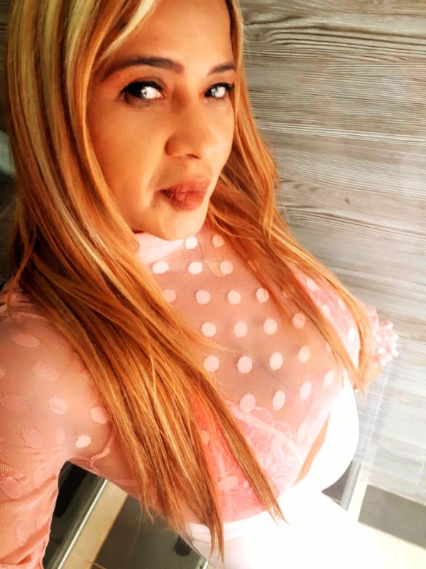 NOVEDAD SOFÍA! MADURITA CACHONDA JUGUETONA FIESTERA DISCRETA EN VINAROS