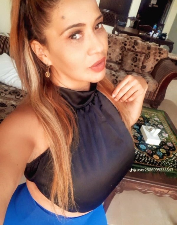 NOVEDAD SOFÍA! MADURITA CACHONDA JUGUETONA FIESTERA DISCRETA EN VINAROS