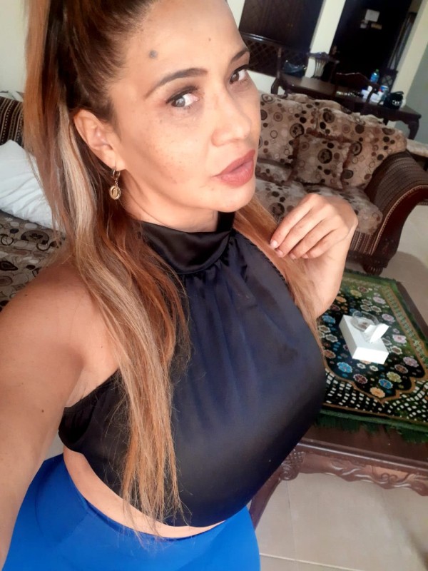 NOVEDAD SOFÍA! MADURITA CACHONDA JUGUETONA FIESTERA DISCRETA EN VINAROS