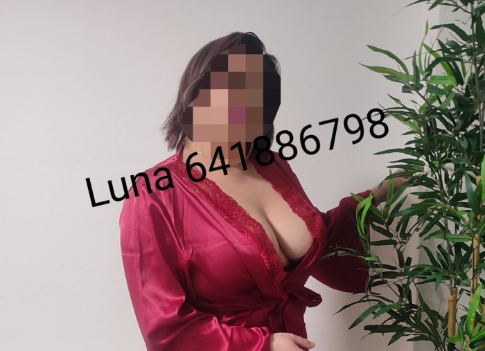 LUNA MASAJISTA PROFESIONAL EN CORUÑA