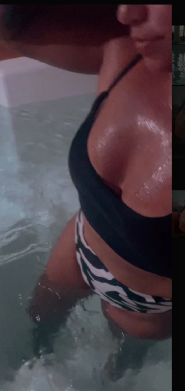 rubi caliente guapa juguetona cariñosa viciosa SALIDAS COPA GRATIS EN VIC