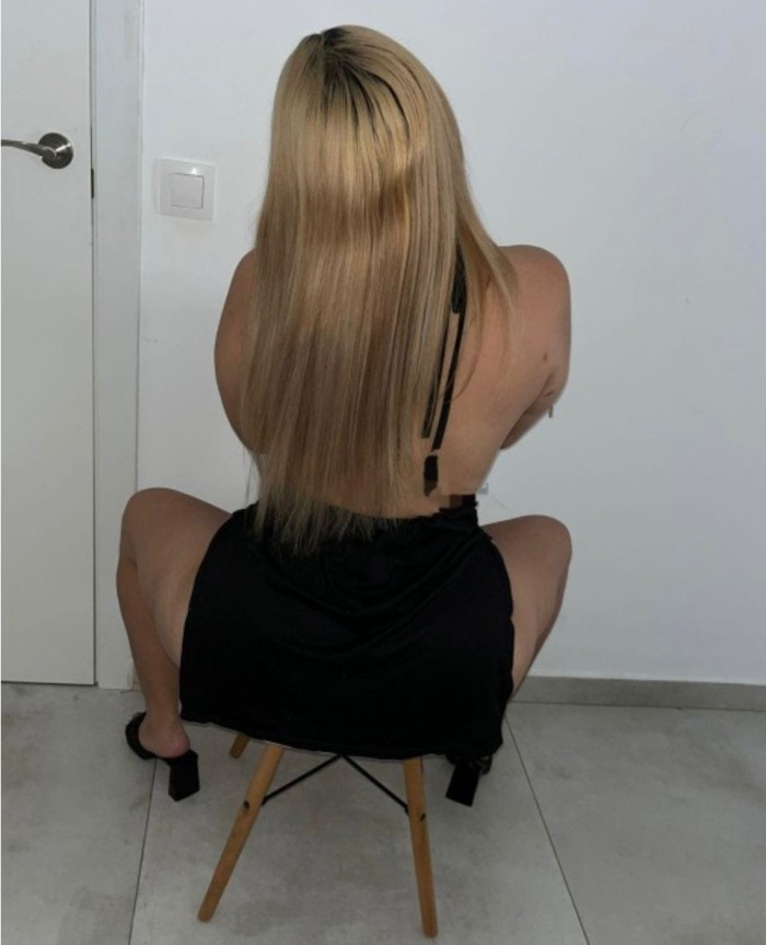 DELICIOSAS EXQUISITAS MORBOSAS COMPLACIENTES