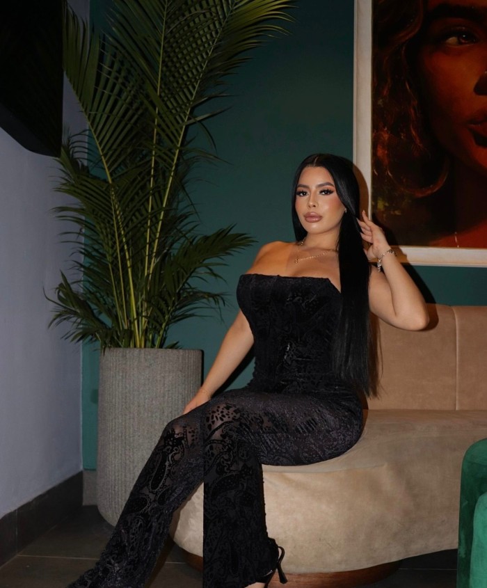 CALIENTES EXOTICA LATINA EN GUADULCE FIESTERA
