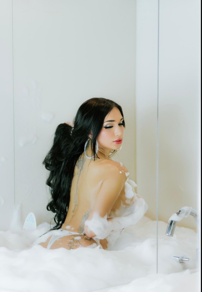 HERMOSA TRANS SENSUAL  ARDIENTE BUENA  AMANTE