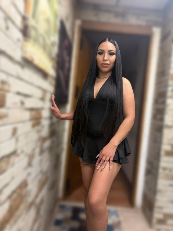 VALERIA LATINA CALIENTE Y DISCRETA EN LA LINEA DE LA CONCEPCION