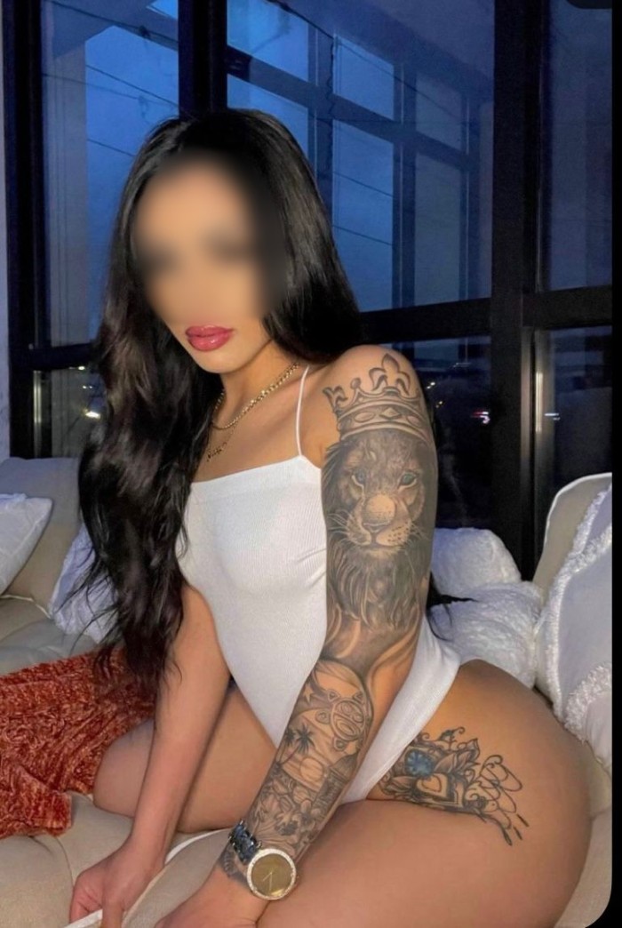 APASIONADA ARDIENTE ATREVIDA BOMBA DE SEXO