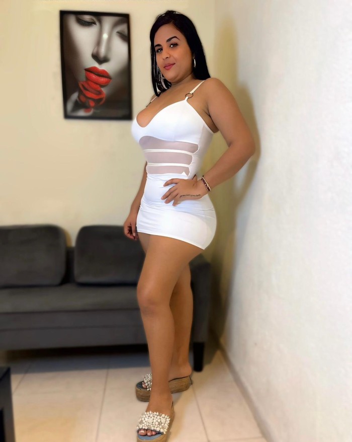 NIKOL TU MEJOR COMPAÑIA