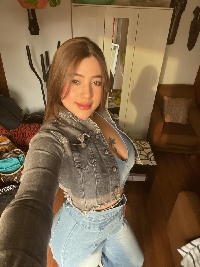LUNA JUGUETONA SENSUAL EN ARANJUEZ