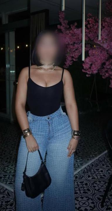 Preciosidad de mujer con ganas de complacerte juli