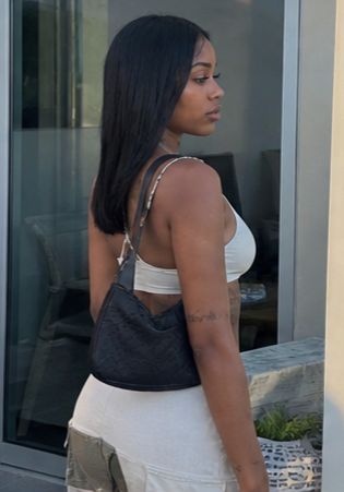MORENA CON CULAZO SUPERLATIVO Y EXQUISITO