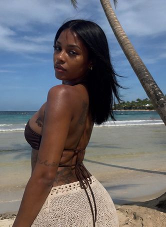 MORENA CON CULAZO SUPERLATIVO Y EXQUISITO