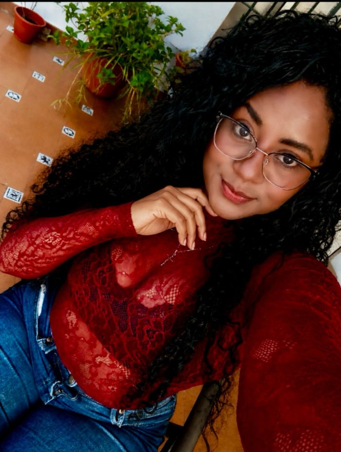 EN FUENTEPIÑA DIOSA DEL PLACER COMPLACIENTE