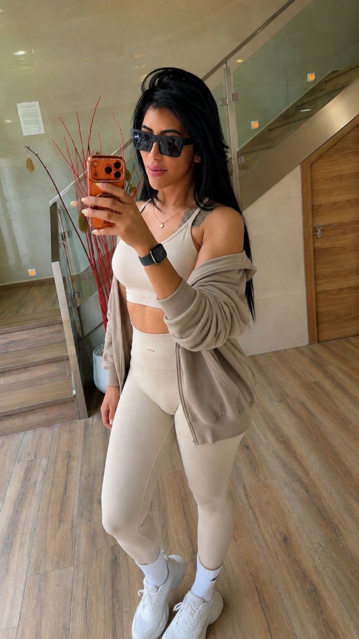 Trans de alto standing muy guapa paraguaya