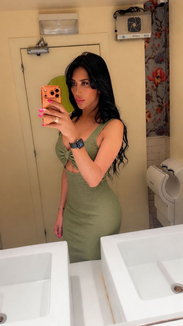 Trans de alto standing muy guapa paraguaya