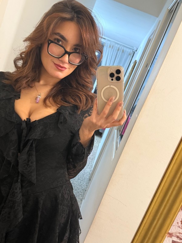 JOVENCITA TIERNA, AMOROSA Y COMPLACIENTE ESCORT, 23 AÑOS, EN PALMA CENTRO