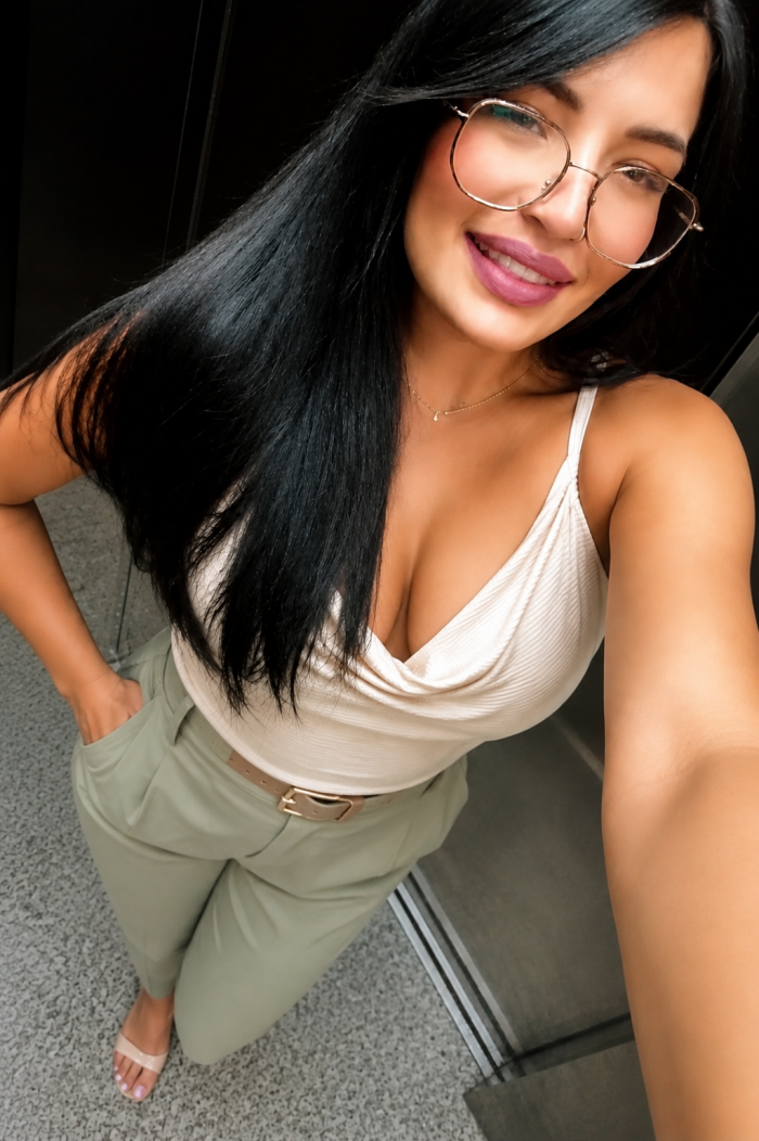 VENEZOLANA BELLISIMA EN GETAFE TB SALIDAS