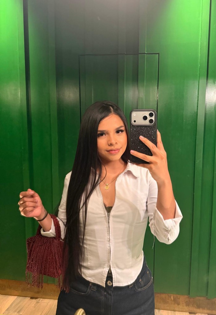 HERMOSA SENSUAL ARDIENTE BOMBA DE SEXO