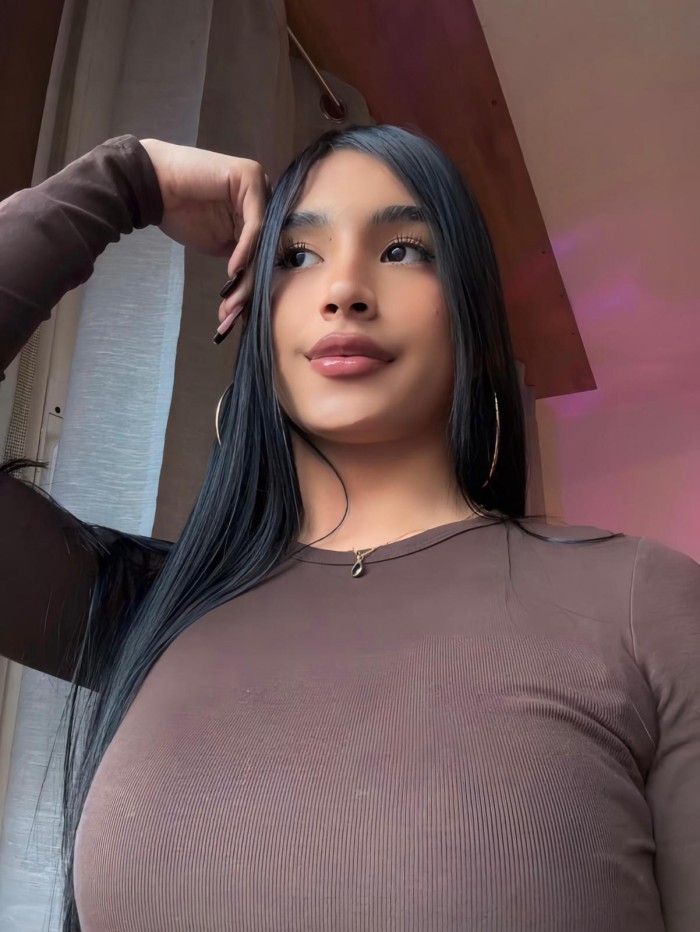 CHICA TRANS PRECIOSA EXQUISITA Y COMPLACIENTE