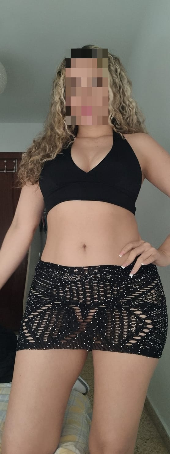 MIA 32 años, DIVERTIDA y muy ALEGRE