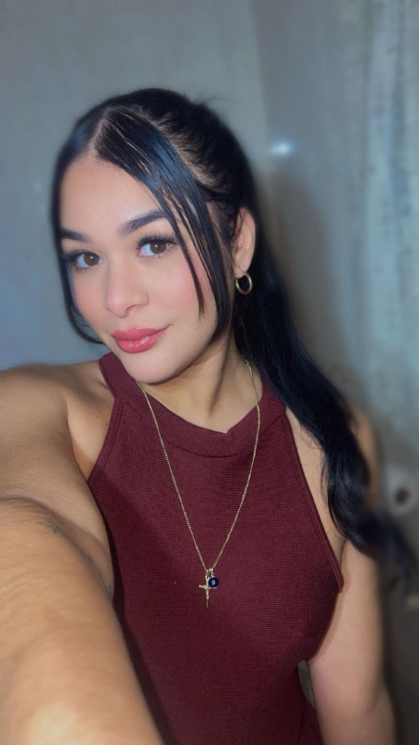 BESOS CON LENGUA Y FRANCÉS NATURAL