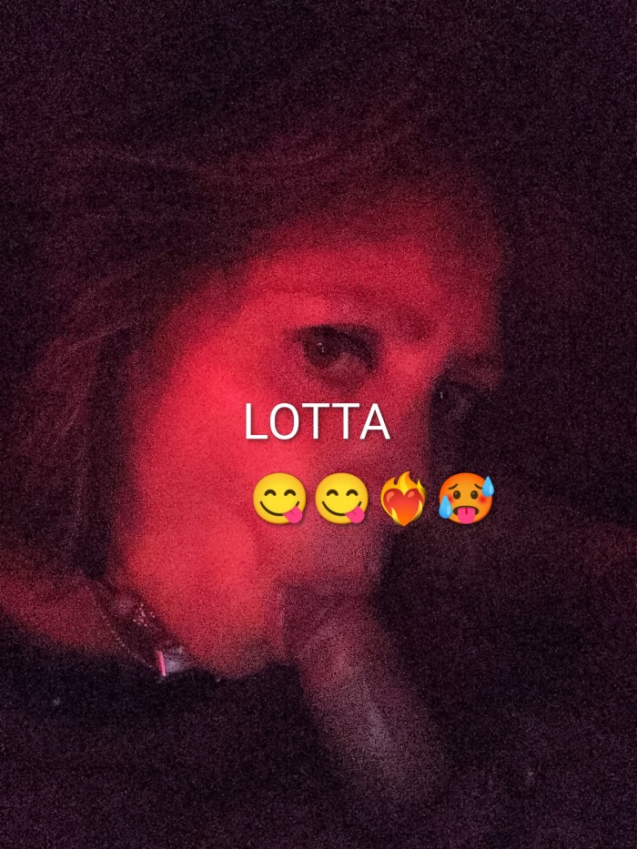 TÚ MILF FERROLANA TE INVITA A LEER MÍ ANUNCIO