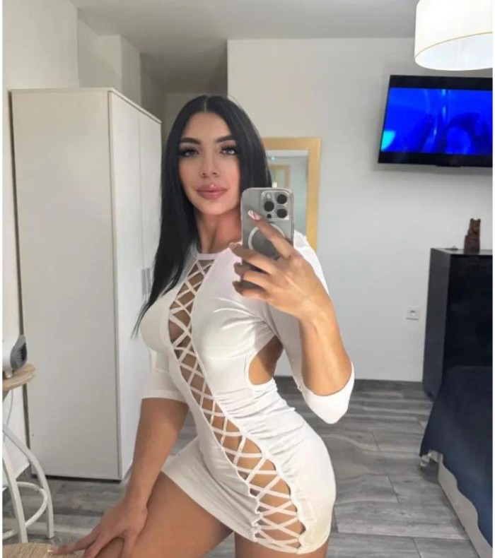 chica de paso por tu ciudad