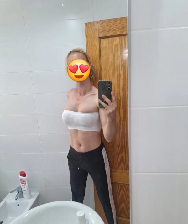 Travesti española en elda