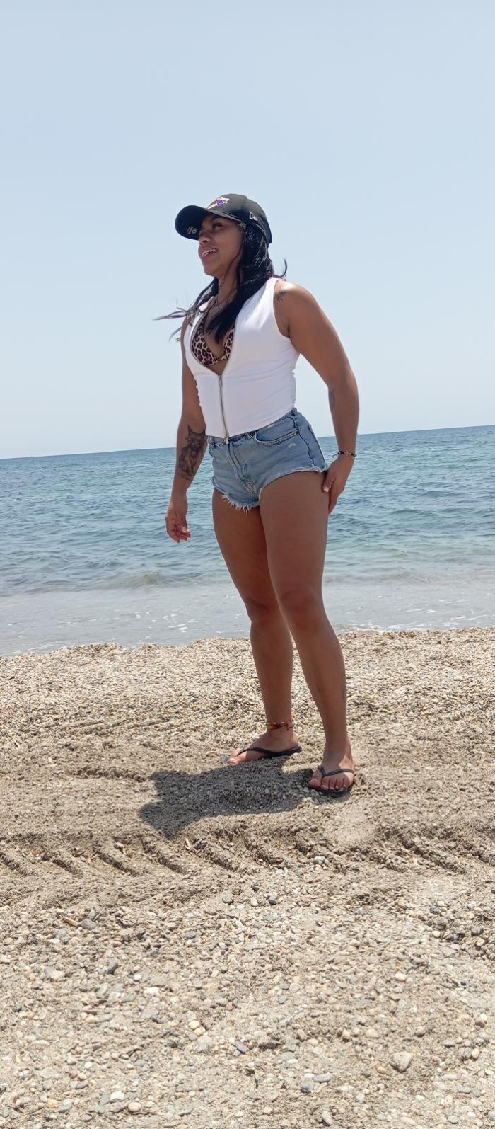 COLOMBIANA JOVENCITA,,,,TRATO DE NOVIOS