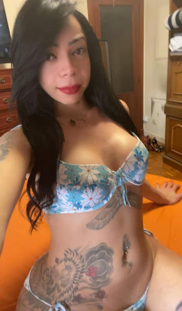 Sandra guapa culo y boca goloso mmmmm