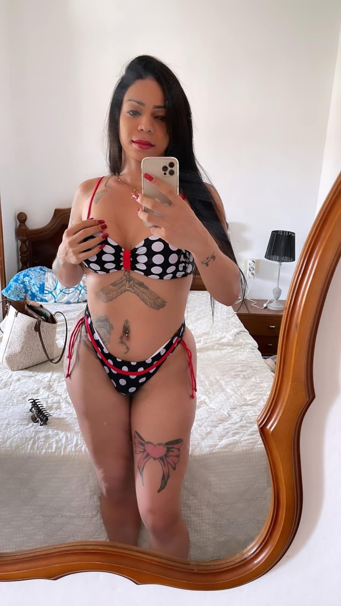 Sandra guapa culo y boca goloso mmmmm