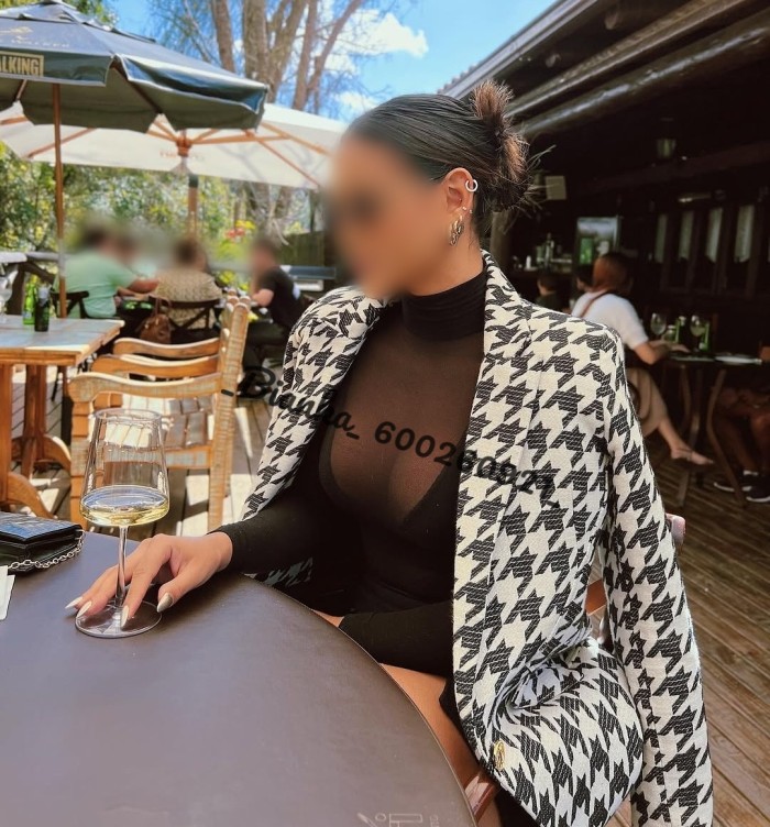 Soy bianka una chica sexy y atractiva…