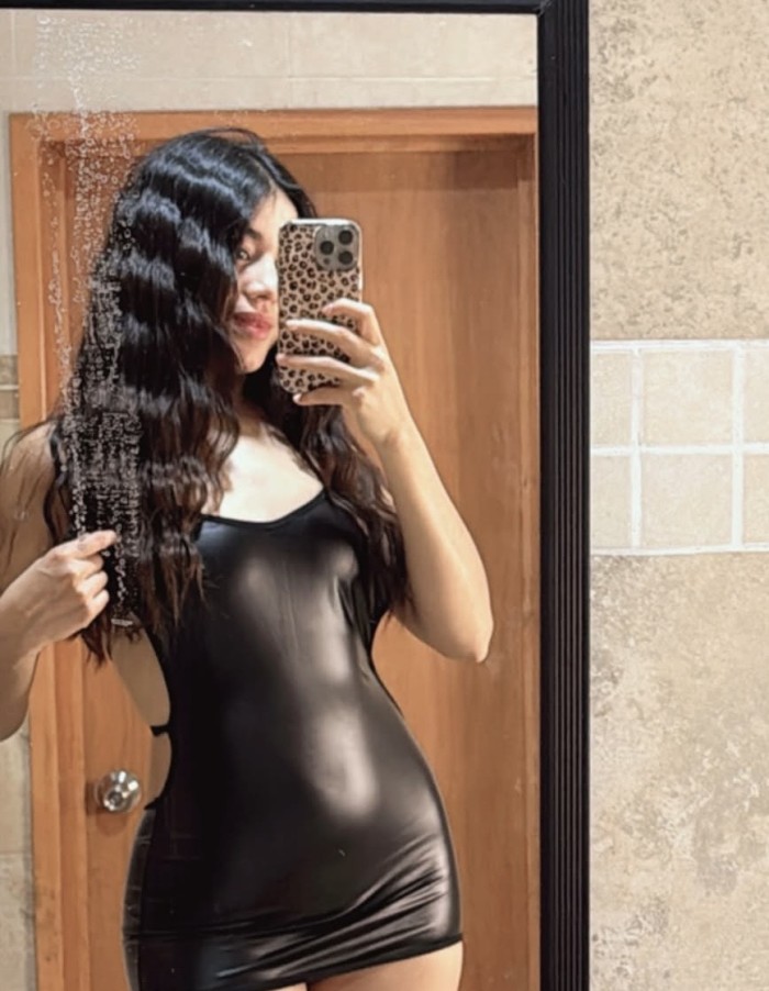 Trato de novios estoy 24 horas 19 años