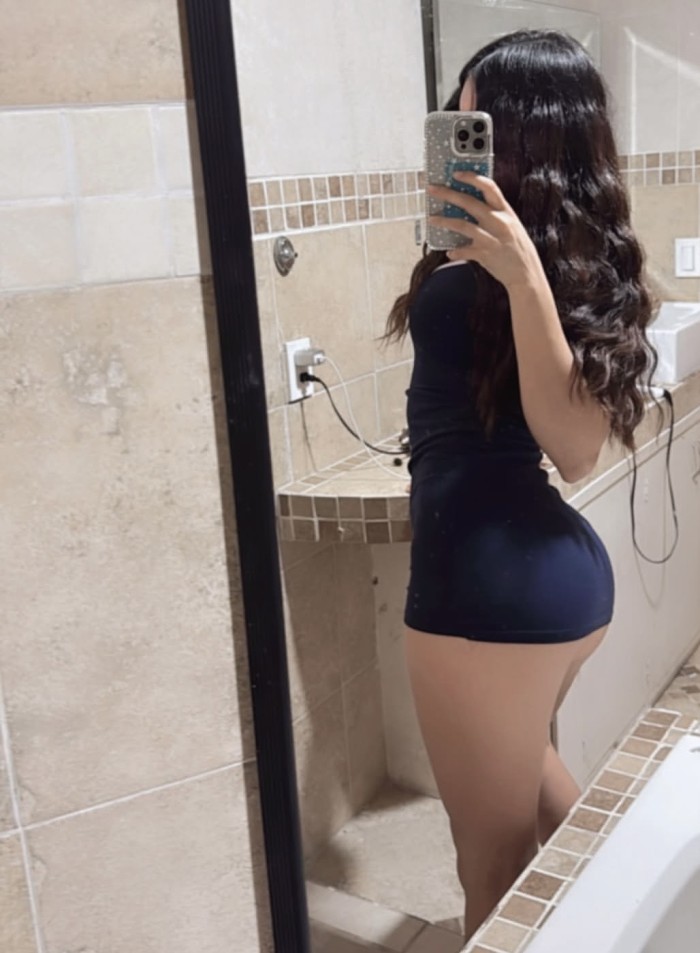 Trato de novios estoy 24 horas 19 años